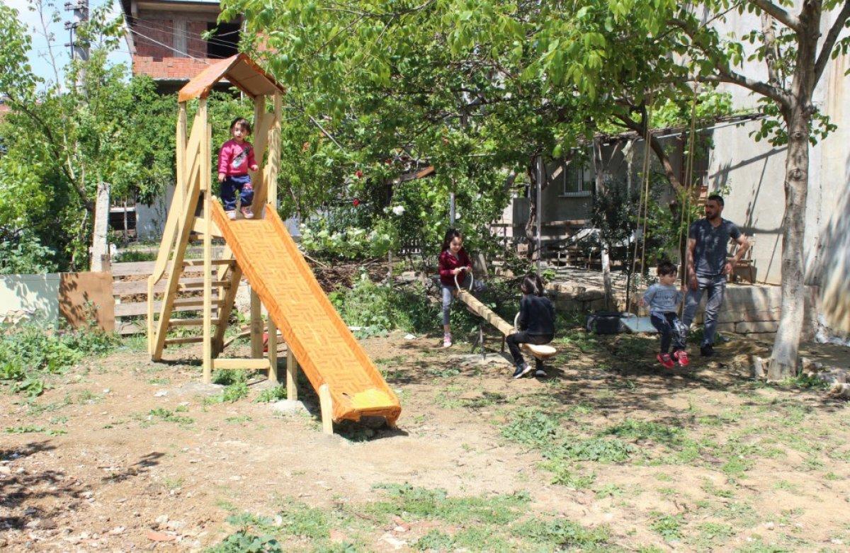 Çocukları istedi, babaları evin bahçesine park yaptı