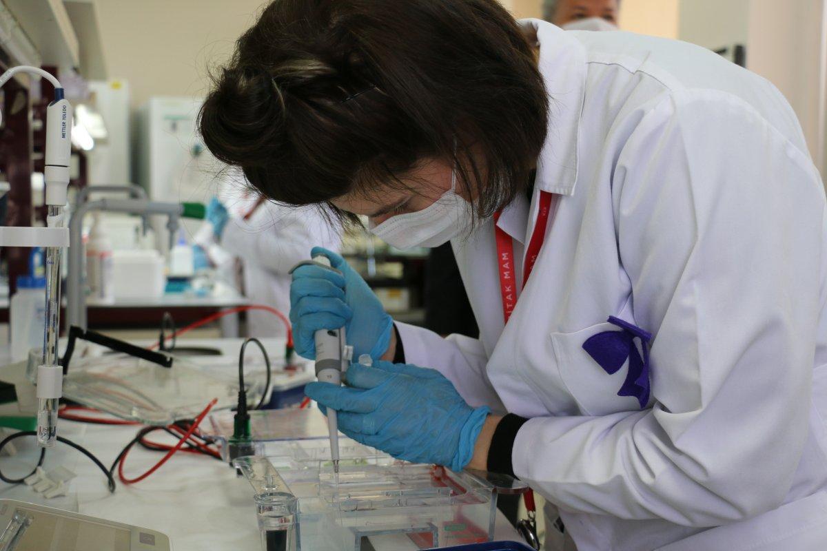 TÜBİTAK aşı çalışmalarına hız verdi