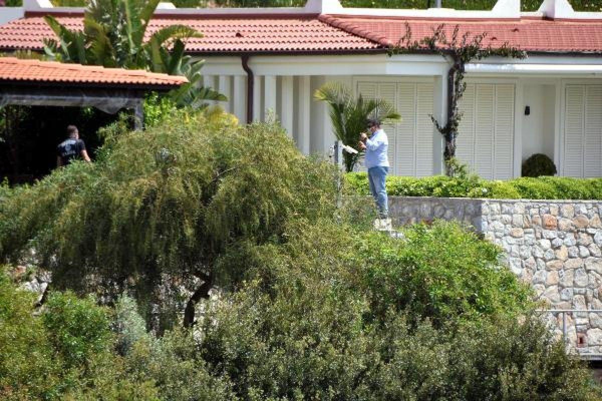 Yılmaz Özdil'in komşuları da mühür yedi