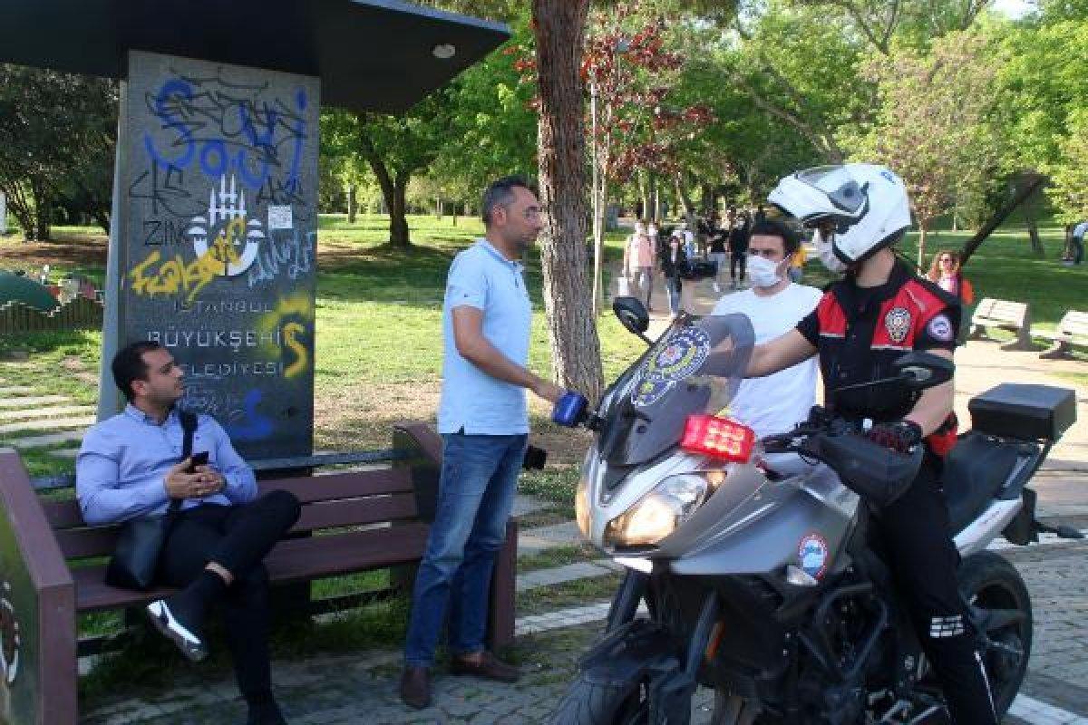 Maçka parkında polis önce uyardı, sonra dışarı çıkardı