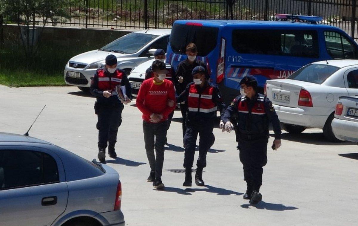 15 yaşındaki çocuk arkadaşını kazara öldürdü