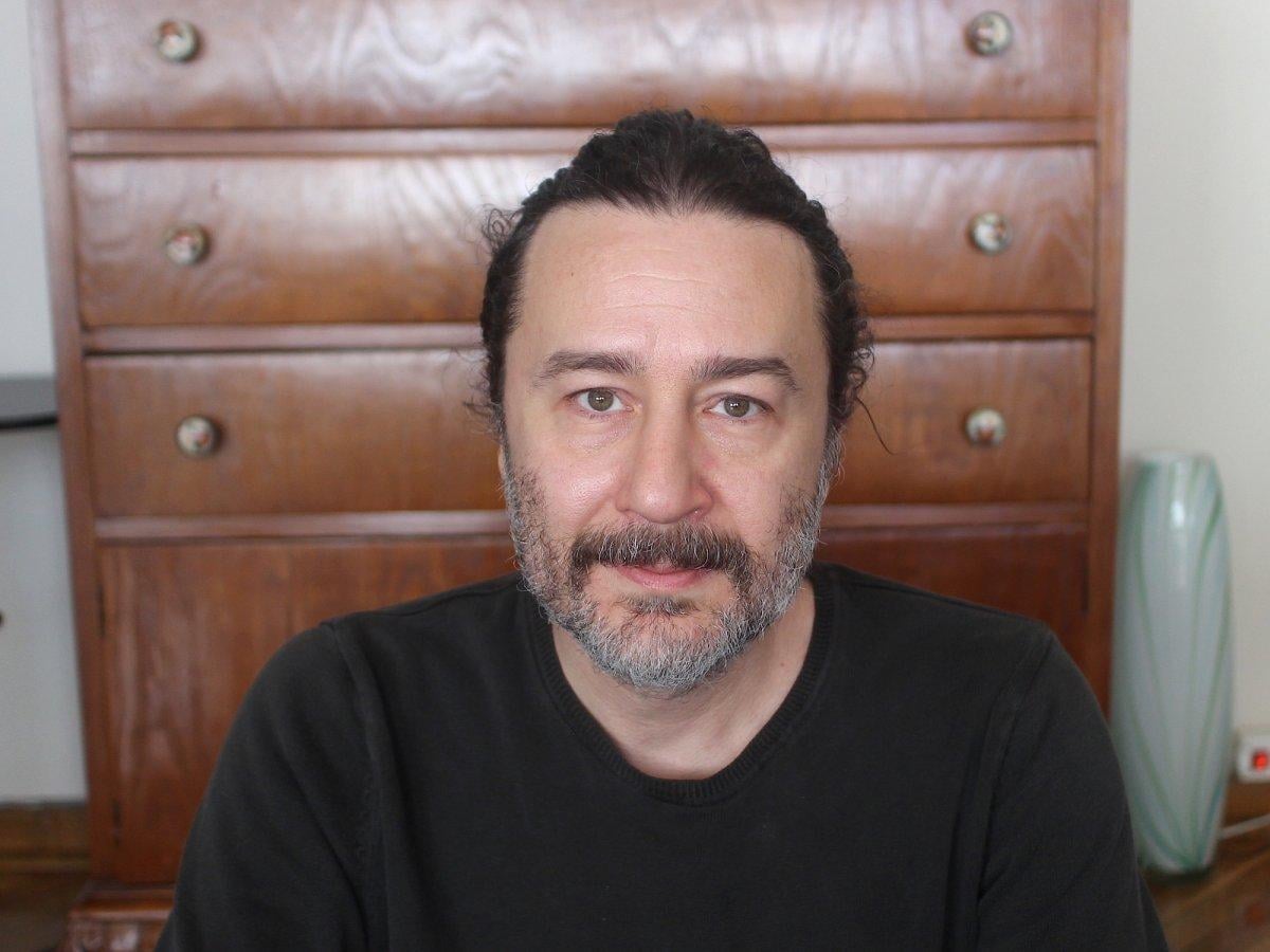 Afşin Kum ile romanı Kübra ve yazarlığı üzerine konuştuk