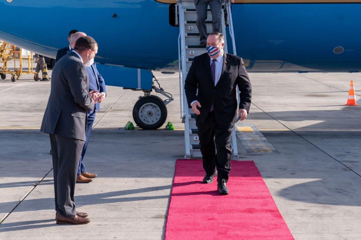 Pompeo, koronavirüse rağmen İsrail'e gitti