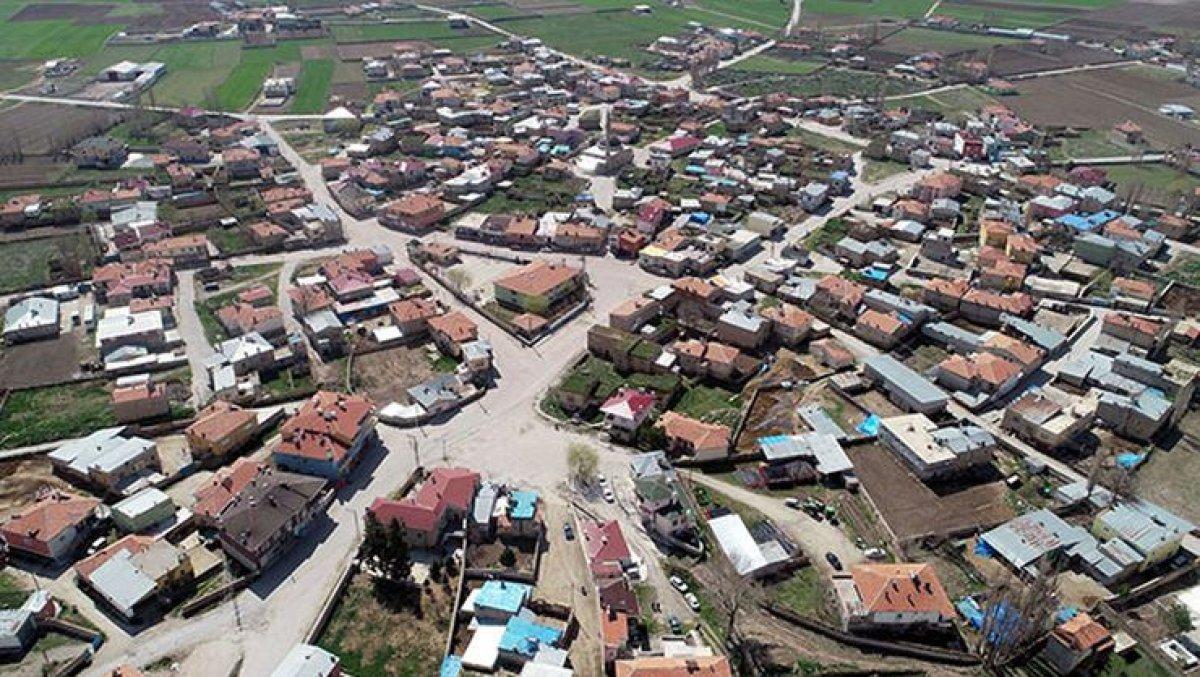 Kayserili üfürükçü kadın koronayı bir mahalleye yaydı