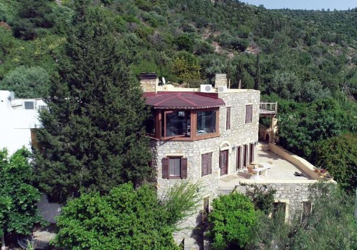 Can Dündar'ın kaçak villasına ceza