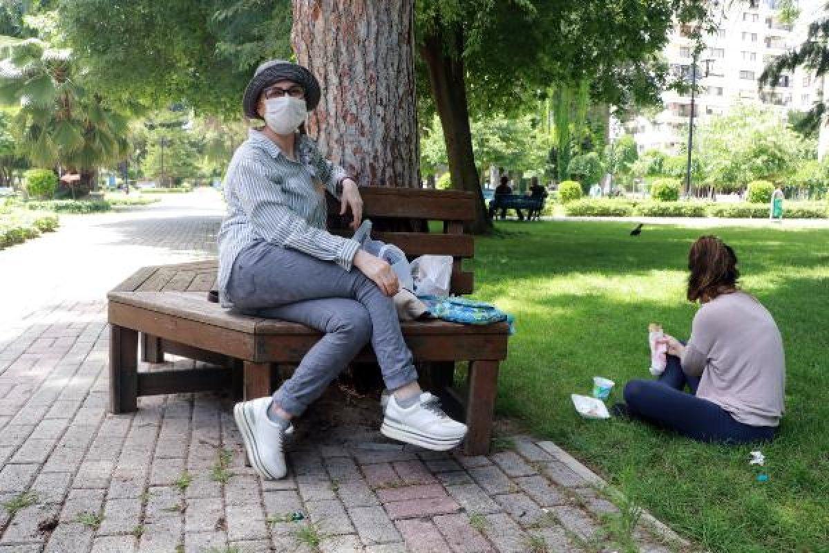 Adana’da hava sıcaklığı 52 dereceye yükseldi