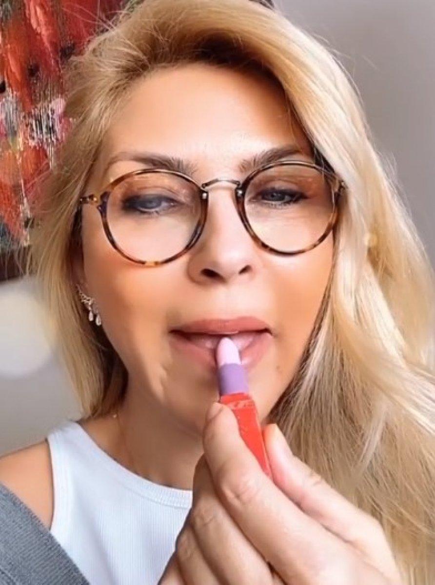 Arzu Sabancı'nın makyaj videosu