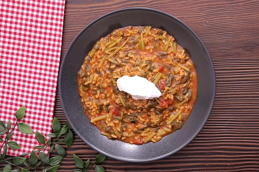 Sıcak havalarda zeytinyağlılara sofranızda yer açın #evdepişir