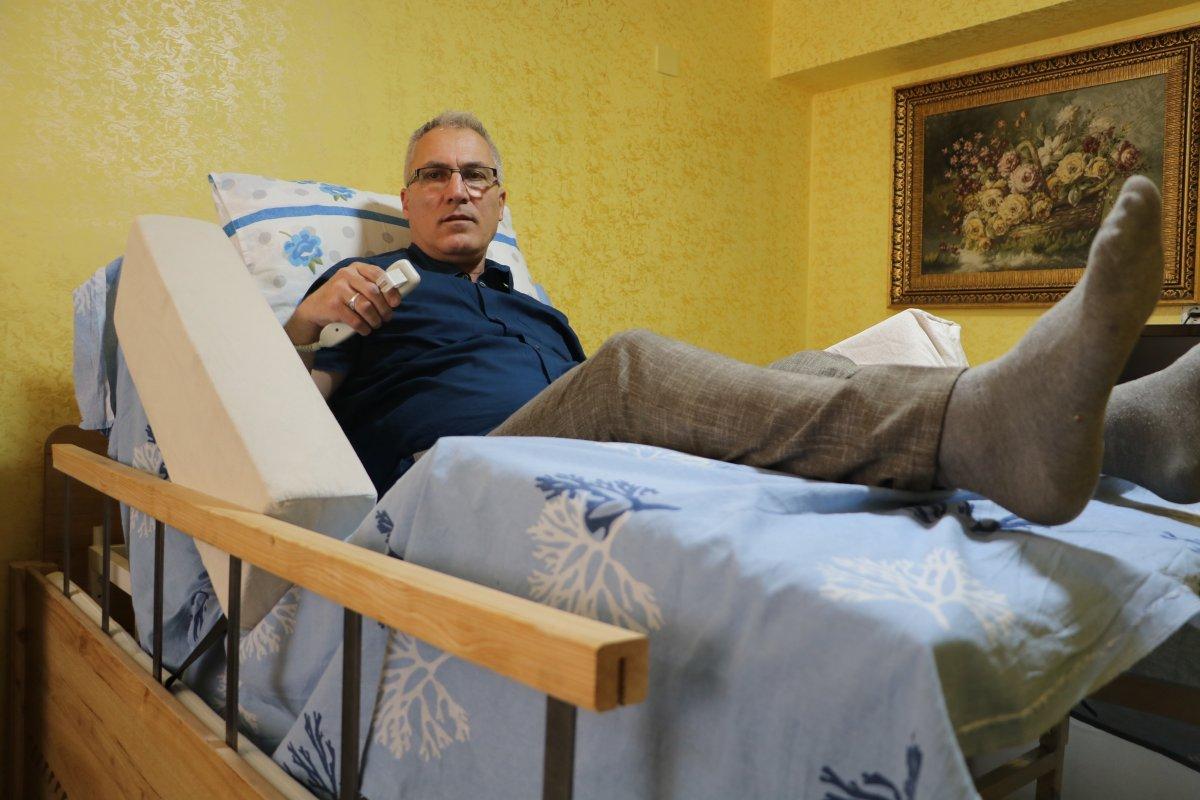 Hastalığında aklına koyduğu özel yatağı yaptı