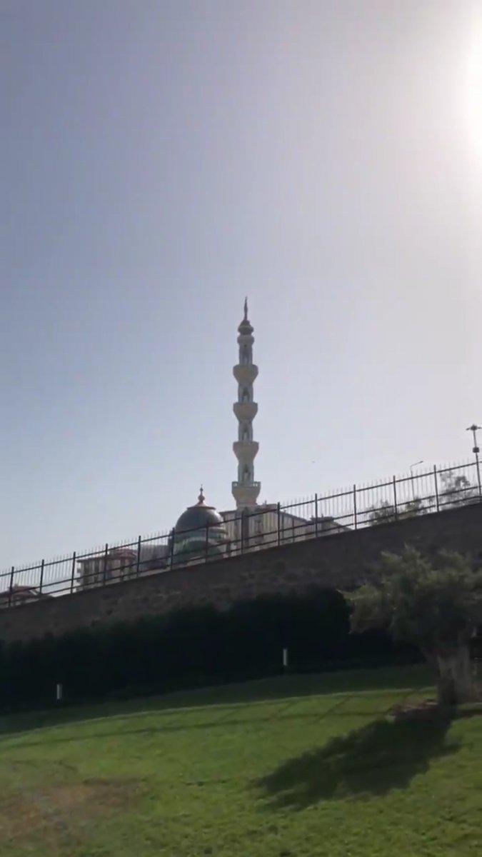 İzmir'de cami hoparlörlerinden 'Çav Bella' çalındı