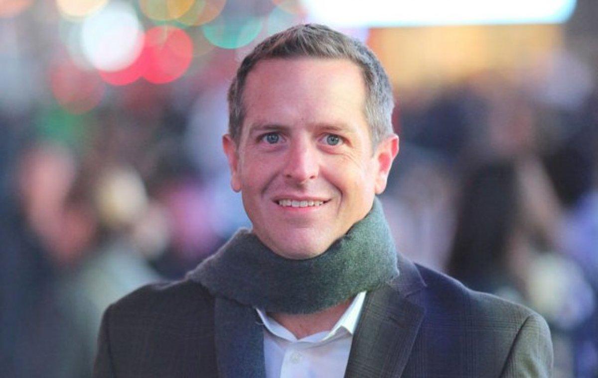 Hugh Howey’in kıyamet sonrası romanı Kum, ilk kez Türkçede