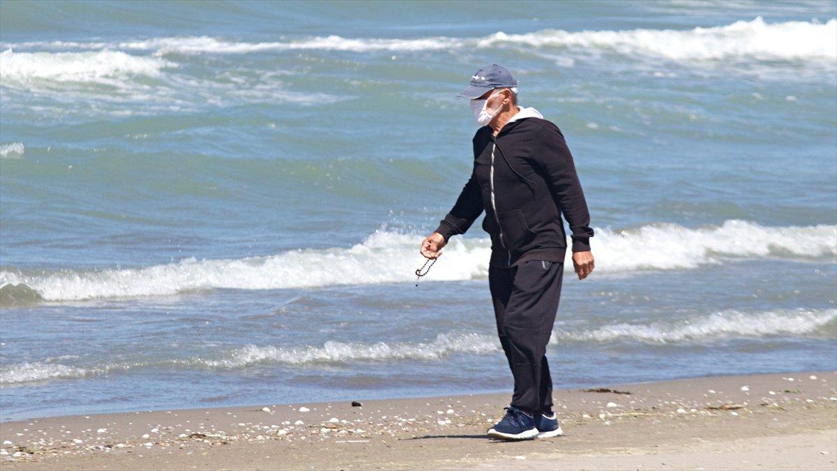 65 yaş üstü, bugün üçüncü kez dışarı çıktı