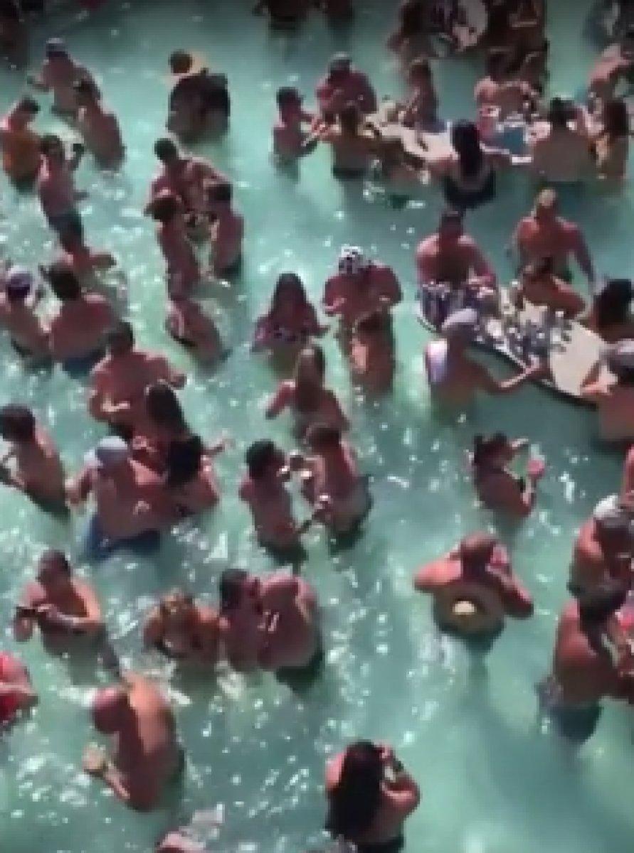 ABD'de düzenlenen havuz partisi tepki çekti