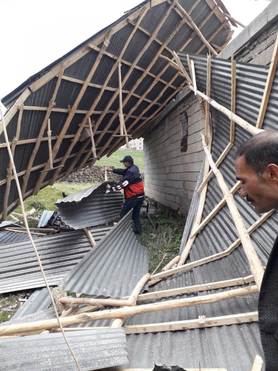 Çaldıran fırtınaya teslim oldu