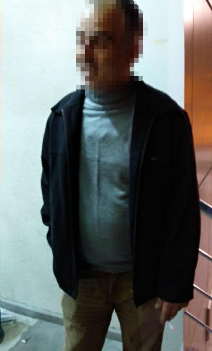 Kütahya'da mahalle muhtarı hamile kadına tekme attı