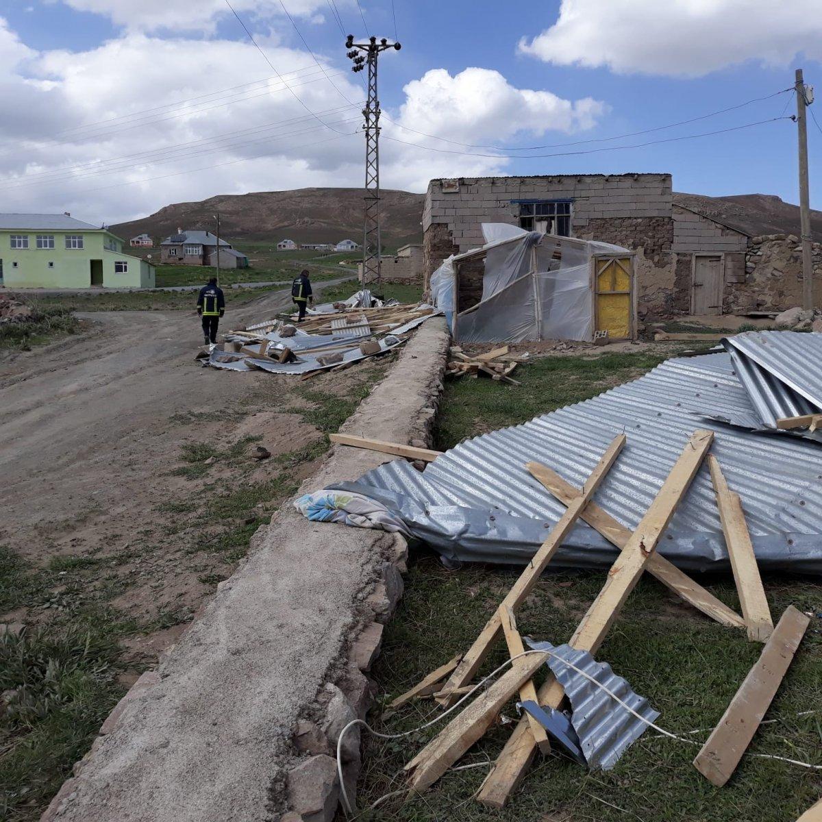 Çaldıran fırtınaya teslim oldu