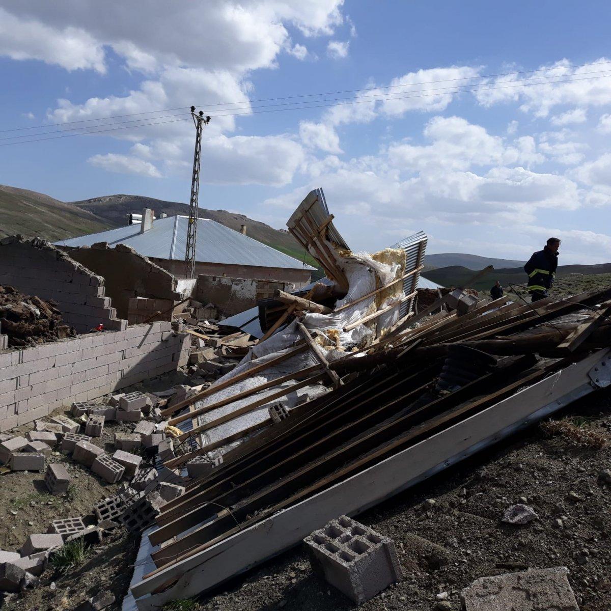 Çaldıran fırtınaya teslim oldu