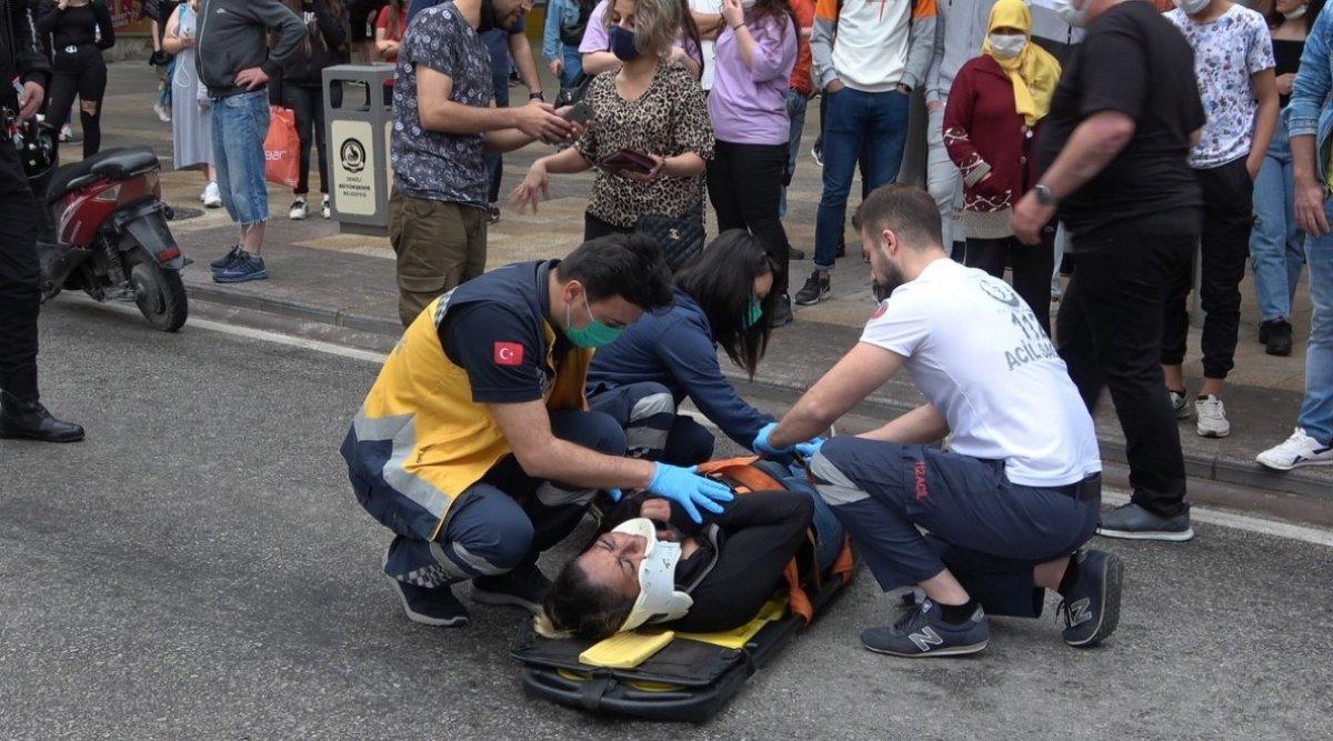 Denizli'de köpekten korkan kadın motosikletten düştü