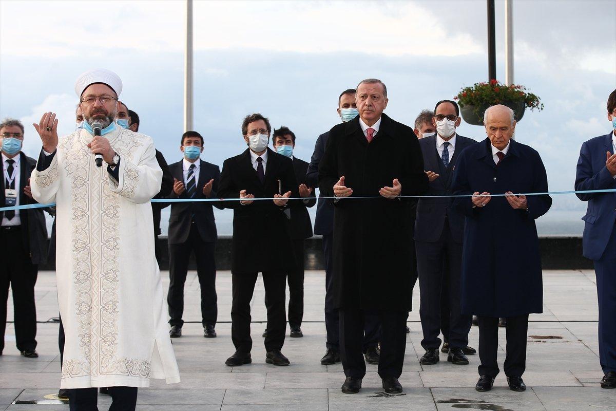 Demokrasi Adası açıldı