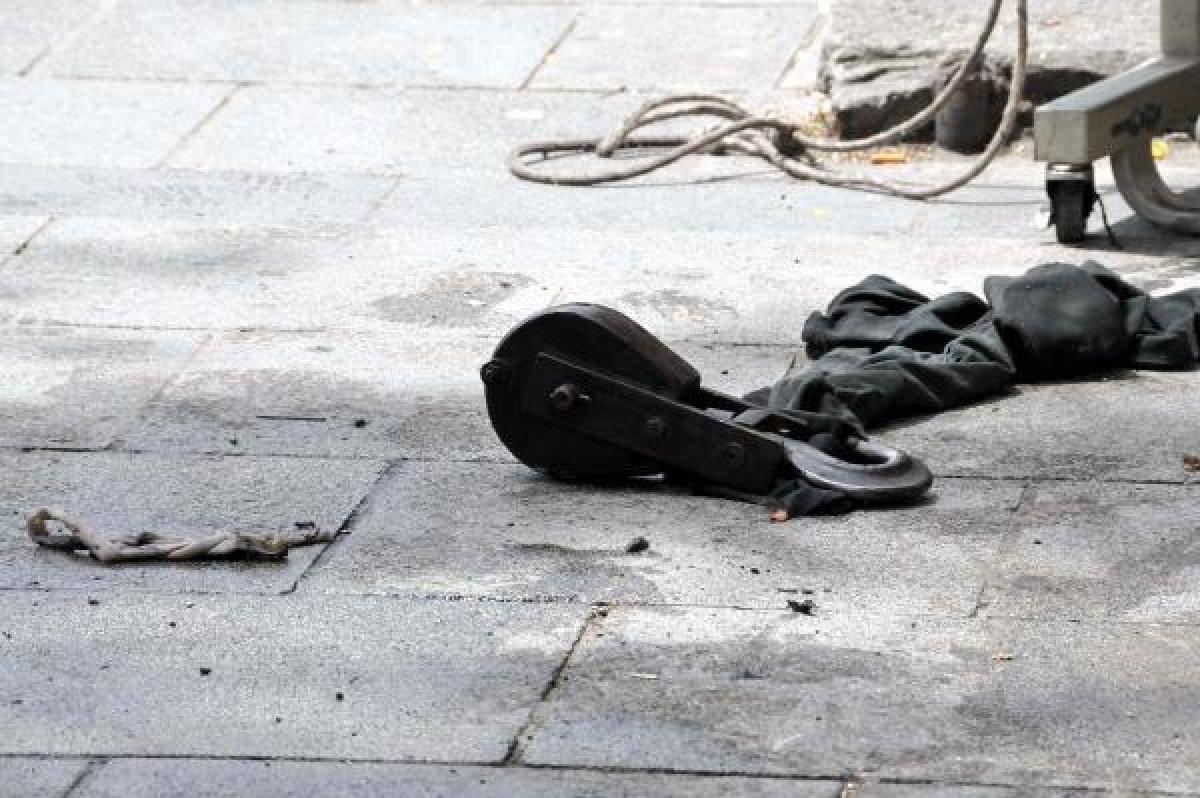 Sultangazi'de işçinin kafasına kanca düştü