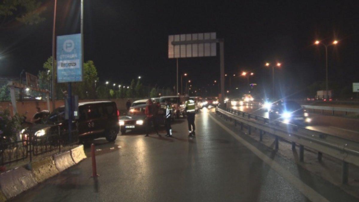 Bayrampaşa'da alkollü sürücü polise çarptı
