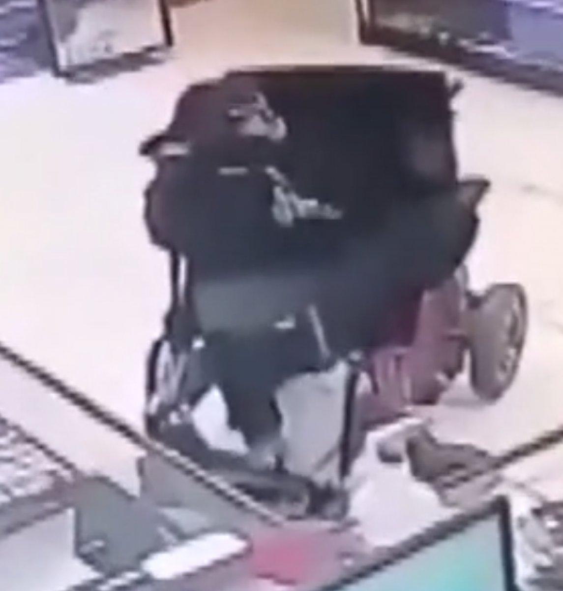 Ayağı ile silah çekerek soygun yapan engelli genç