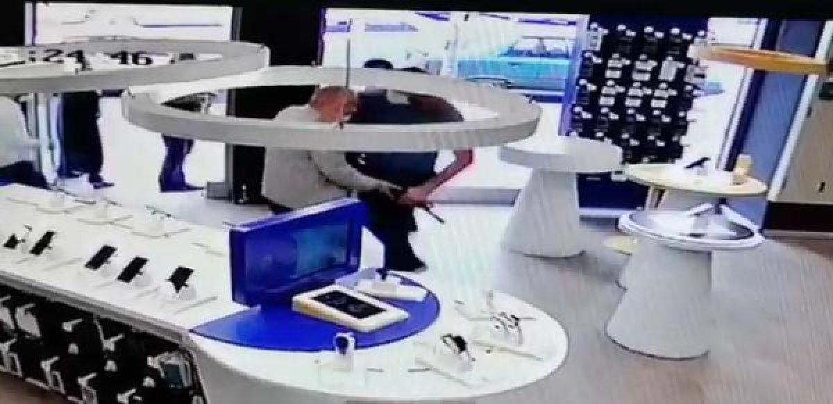 Ankara'da sivil polis tüfekli şüpheliyi durdurdu