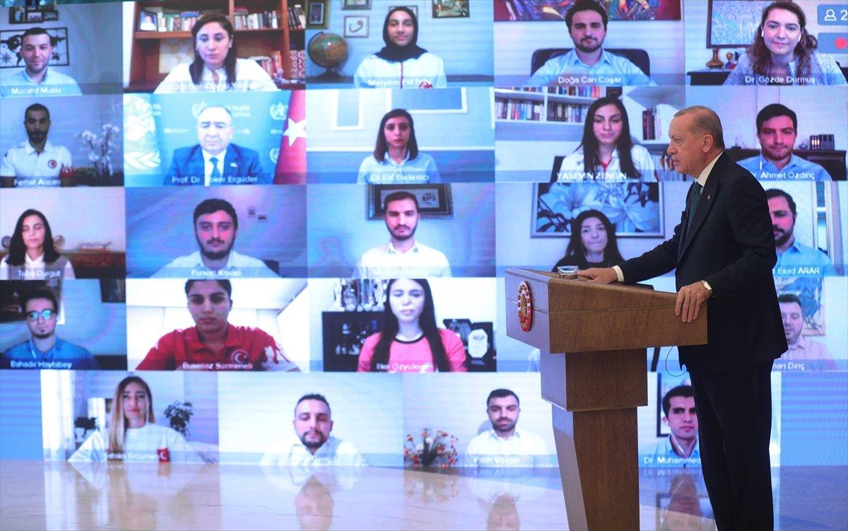 Erdoğan: Eğlence mekanları bir süre daha kapalı kalacak