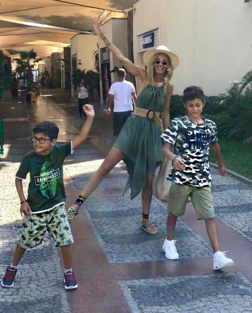 Çağla Şıkel, villasını satıyor