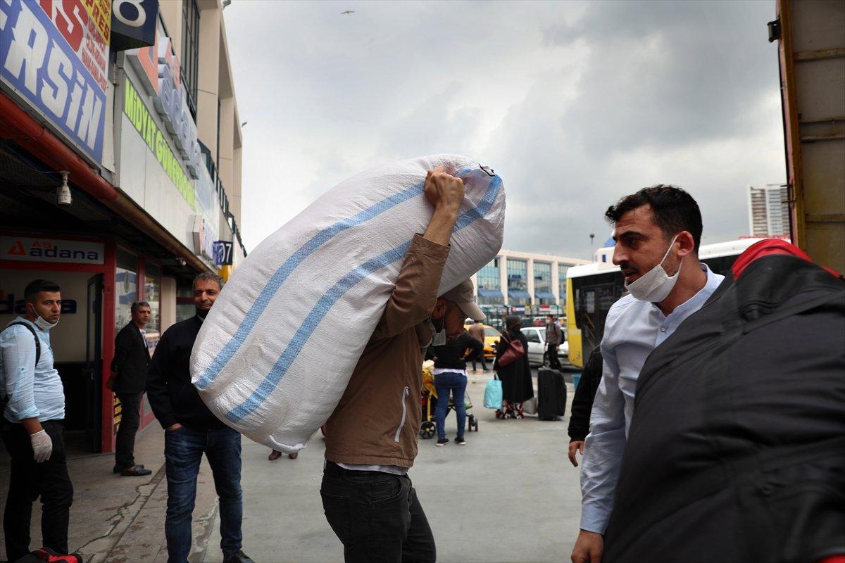 15 Temmuz Şehitler Otogarı'nda yoğunluk başladı