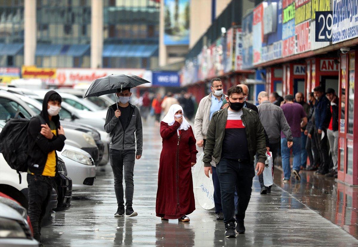 15 Temmuz Şehitler Otogarı'nda yoğunluk başladı
