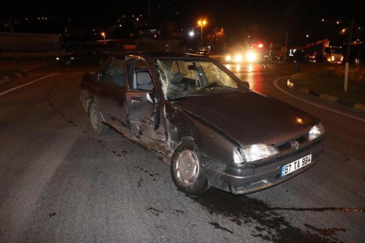 Zonguldak'ta, kardeşlerin gezintisi kazayla bitti
