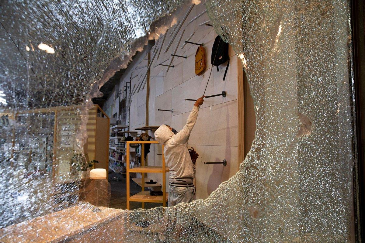 Çin'den ABD'ye George Floyd tepkisi