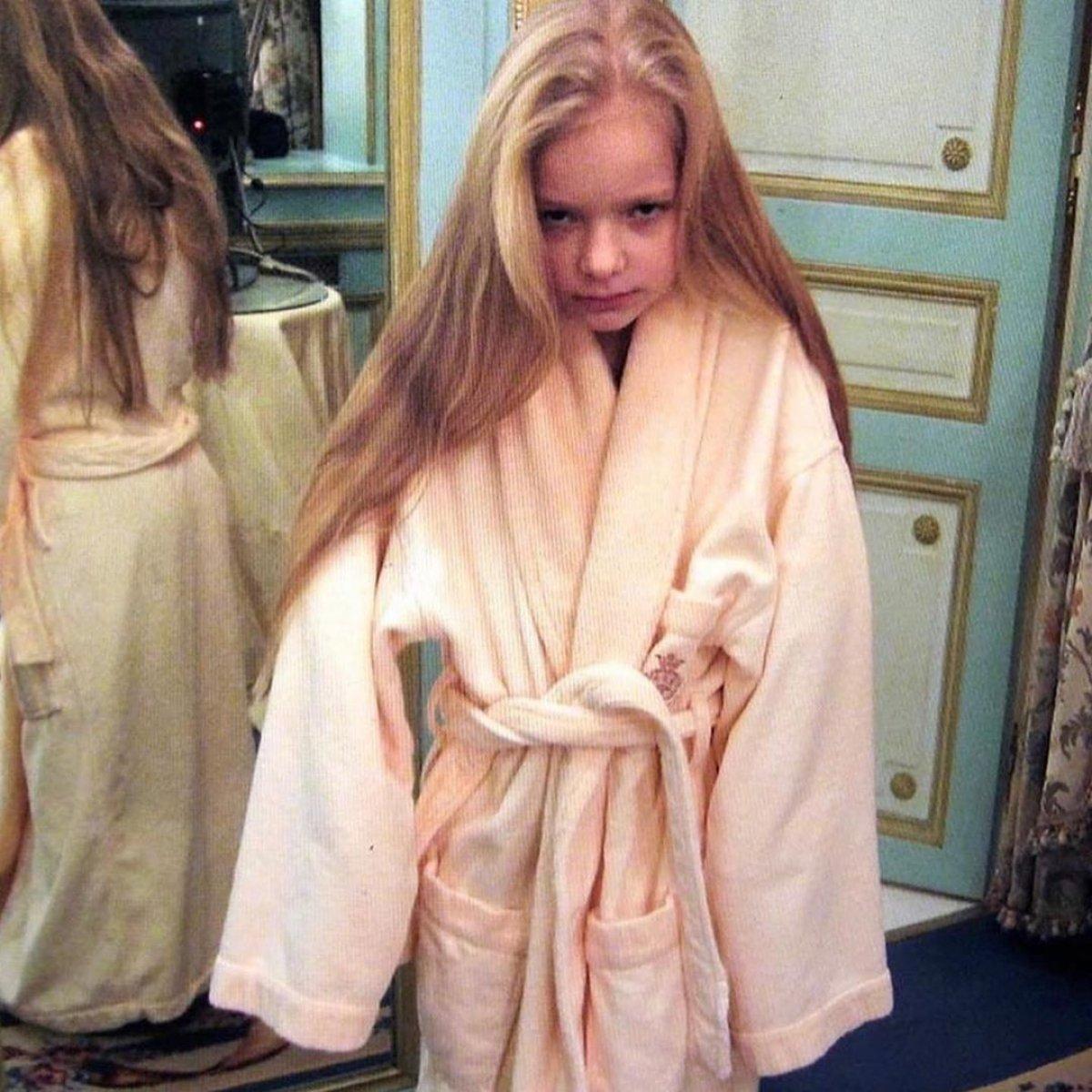 Peskov'un kızı Yelizaveta'dan Sarışınlar Günü paylaşımı