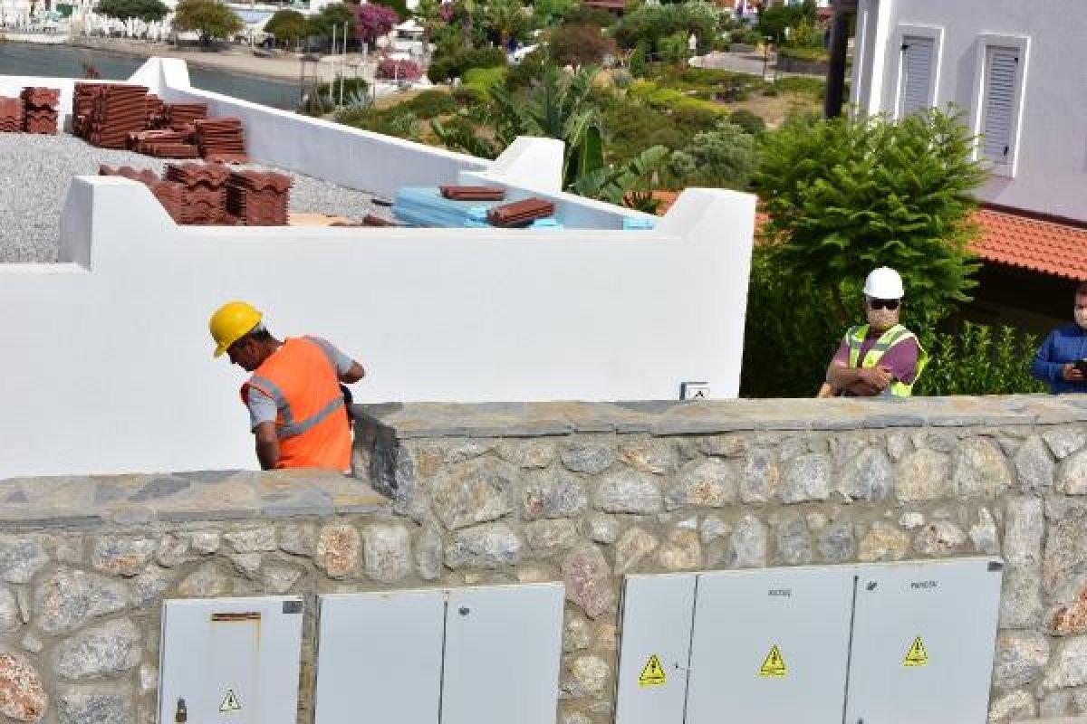 Yılmaz Özdil'in villasındaki yıkım sürüyor