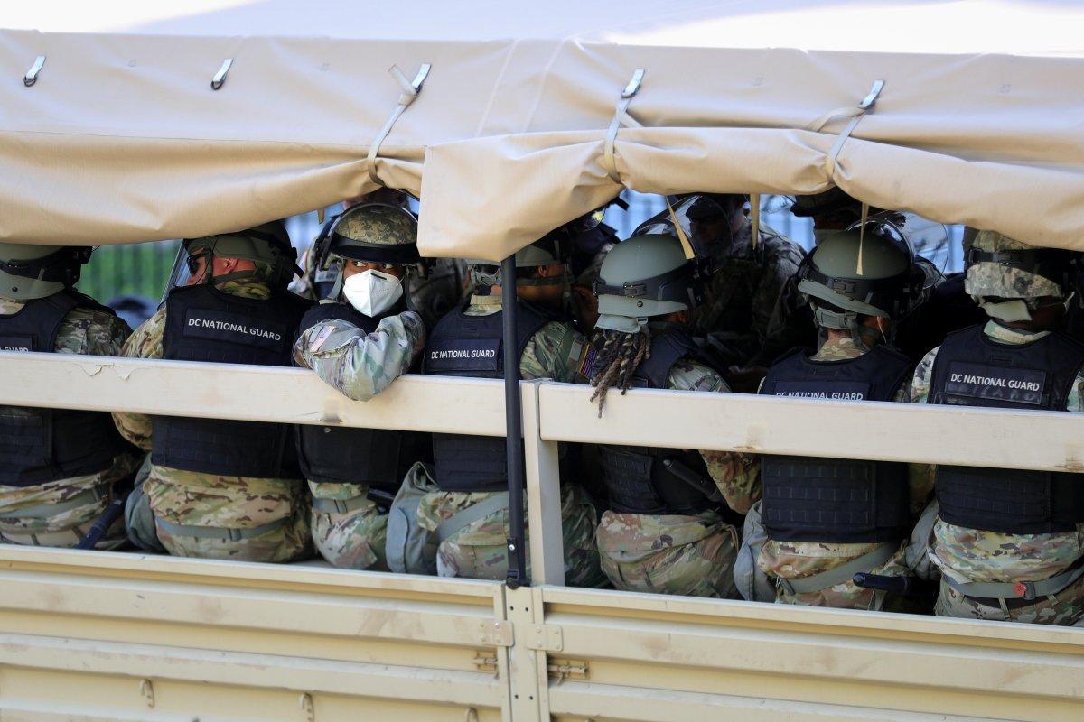 Beyaz Saray çevresine asker sevkiyatı