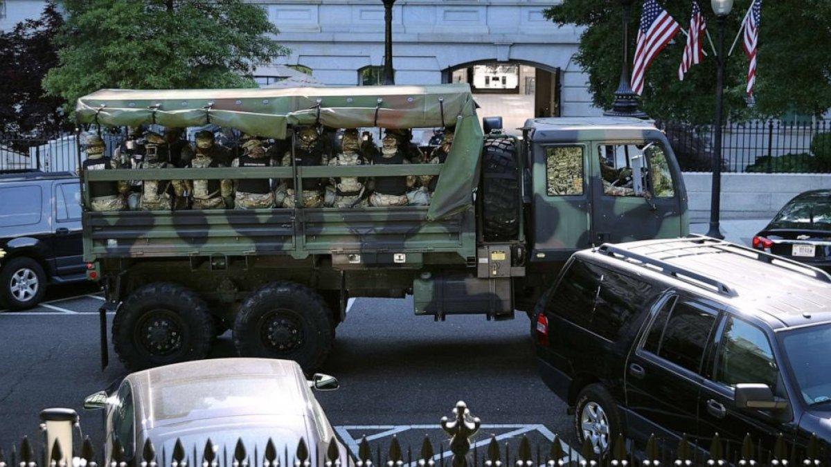 Beyaz Saray çevresine asker sevkiyatı