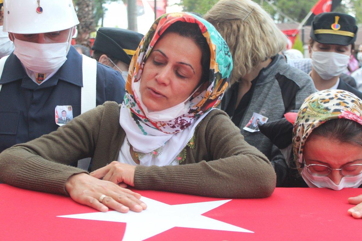 Şehit Celal Özcan son yolculuğuna uğurlandı