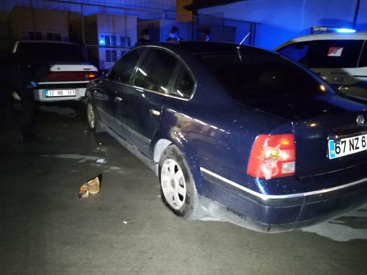 Isparta'da, tartıştığı eşini bıçakladı