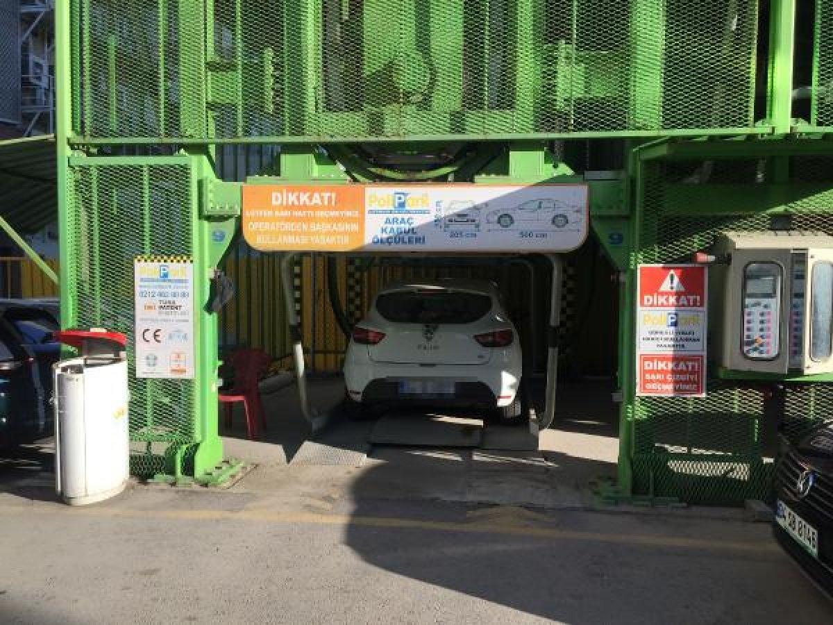 Kuşlar yuva yaptı diye 2 aydır aracını kullanmıyor