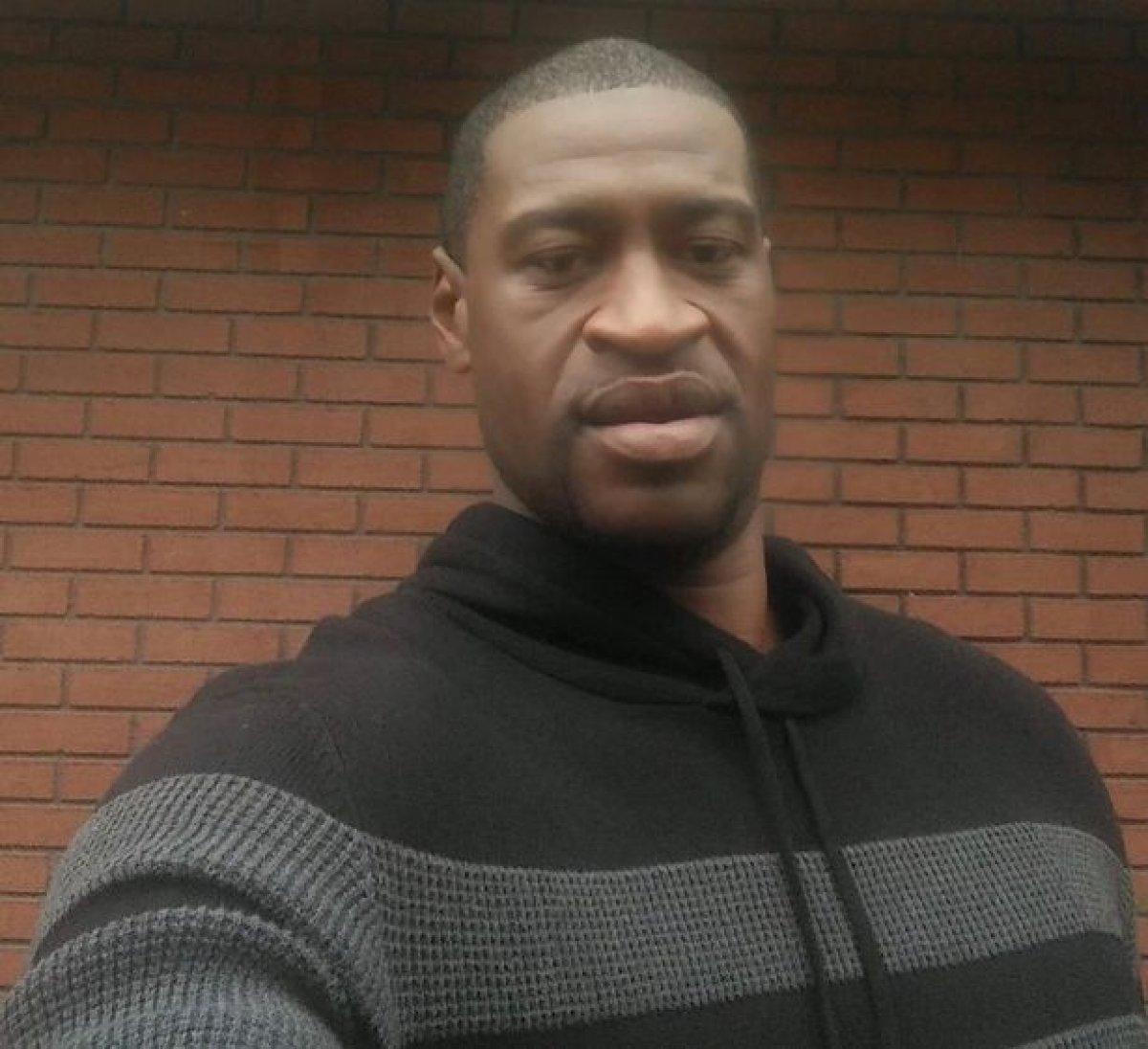 Floyd'un ölümünü canlandıran 3 gence gözaltı