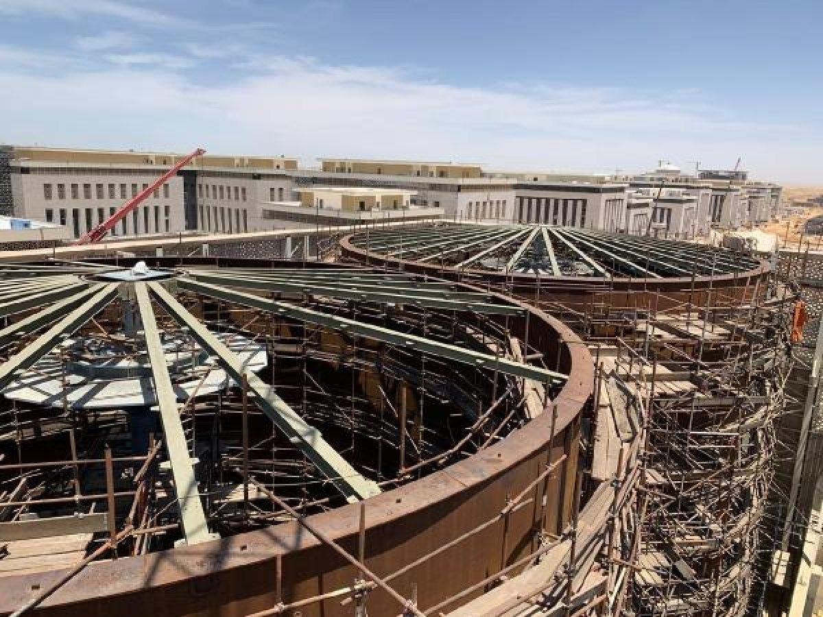 Darbeci Sisi'ye koronavirüsle mücadele tepkisi