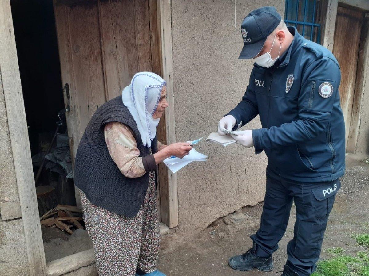 The Economist, Türkiye’nin koronavirüs başarısını övdü