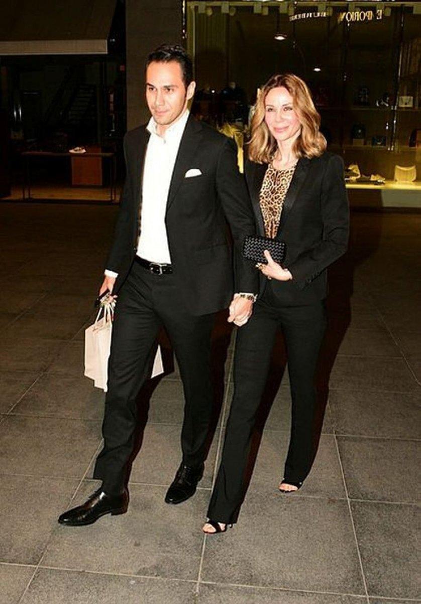 Demet Şener: İlk günkü gibi aşığız