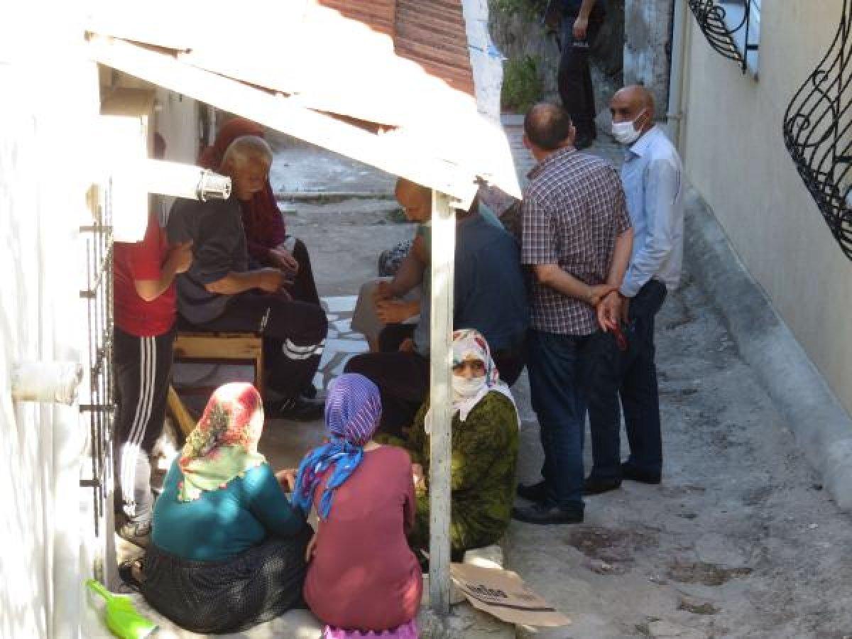 Maltepe'de platonik aşığı sokak ortasında öldürdü