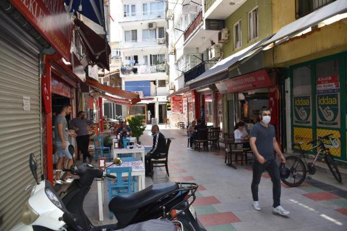 Kendisini bıçaklayan saldırganı sokak sokak aradı