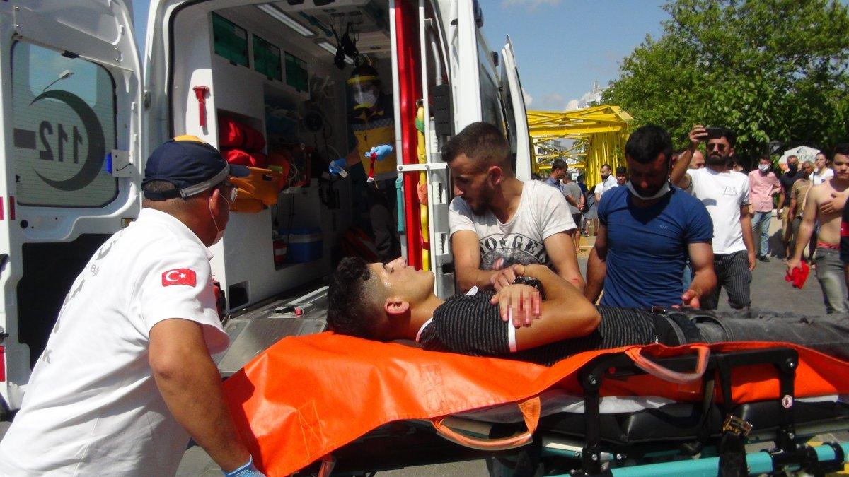 Antalya'da sigara vermek istemeyince, bıçaklandı