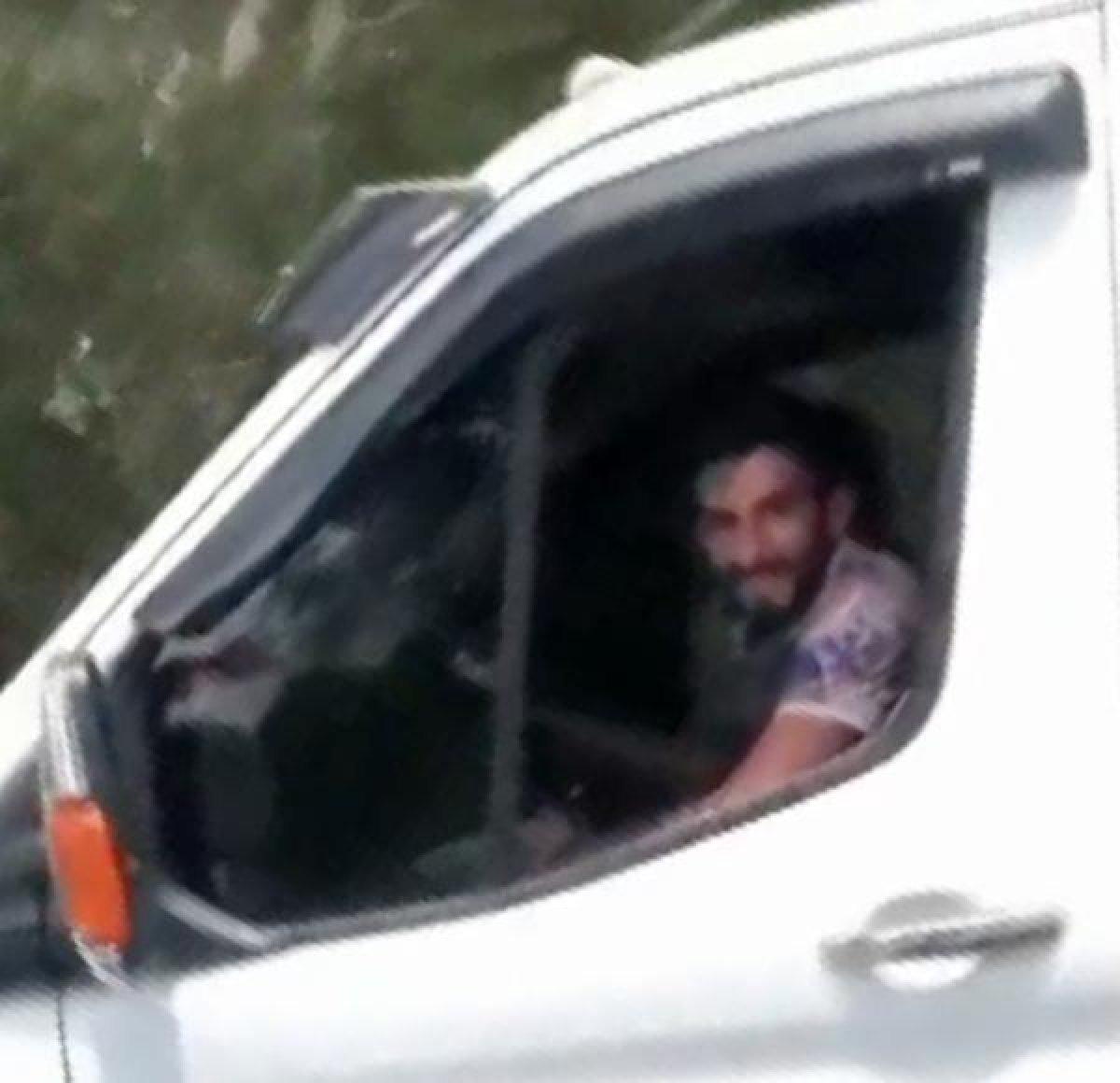 Antalya'da sürücü hareket halindeyken ayağa kalktı