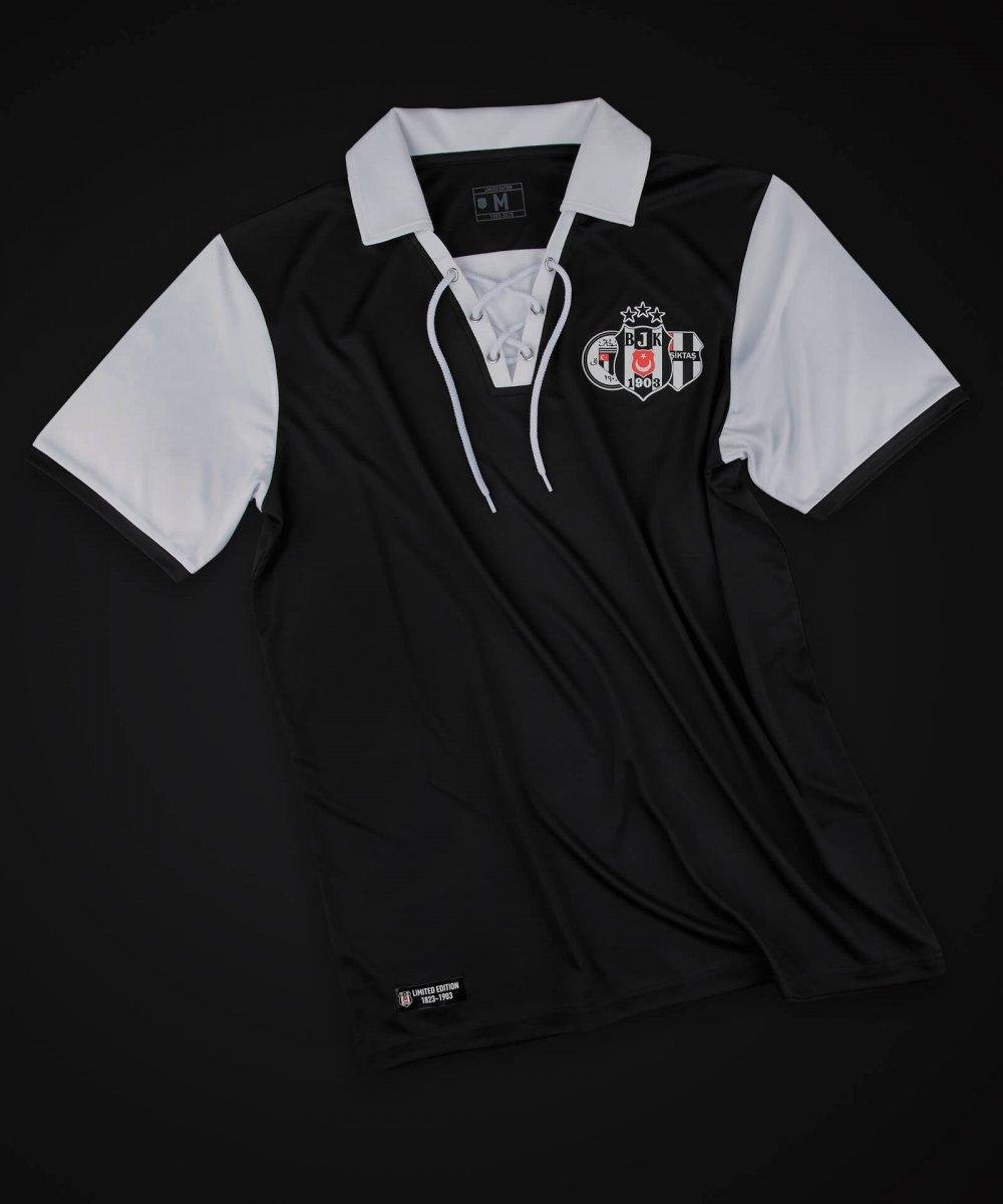 Beşiktaş'ın nostalji forması satışa çıktı