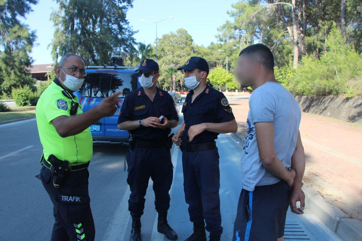 Antalya'da kaza yapan alkollü sürücü yakalandı